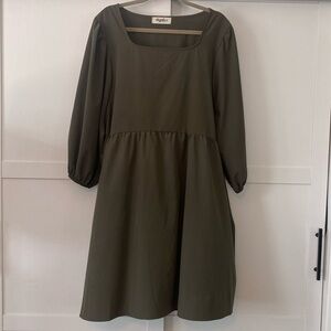 Chic Soul “Haptics” brand dress Size 3x